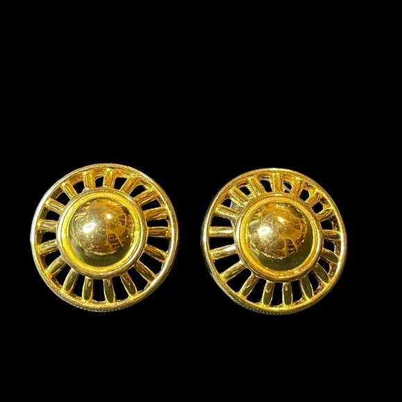 VTG Anne Klein Wheels Of Fate Post Earrings Gold Tone Round Classic Traditional - Picture 1 of 7